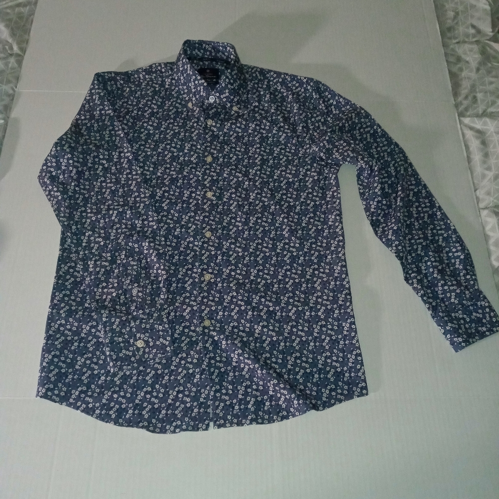 Men's Button up floral print dress shirt